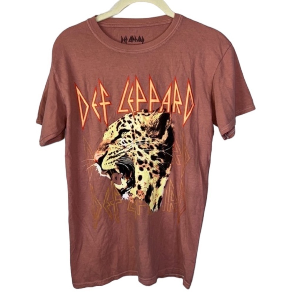 Def Leppard Mauve Maroon Graphic Music Band Top Size S